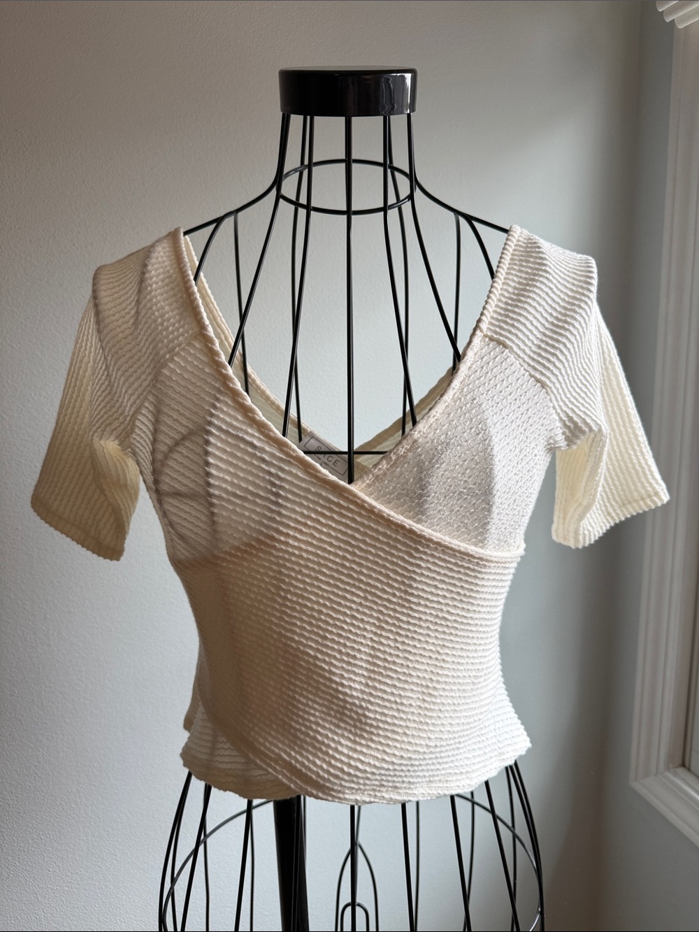 Women's Cream Textured Wrap V-Neck Crop Top